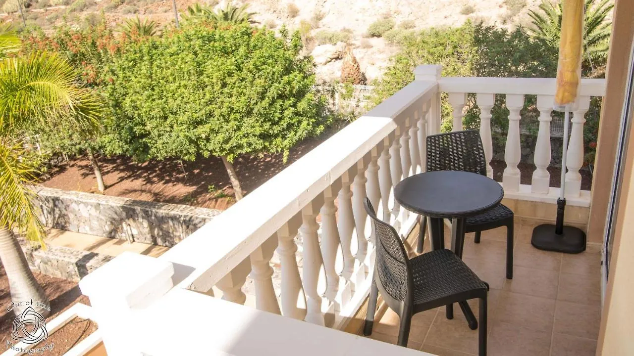 Two Bedroom Apartment In Palm Mar! Free Parking! Pm109 0*, Palm-mar Espanha